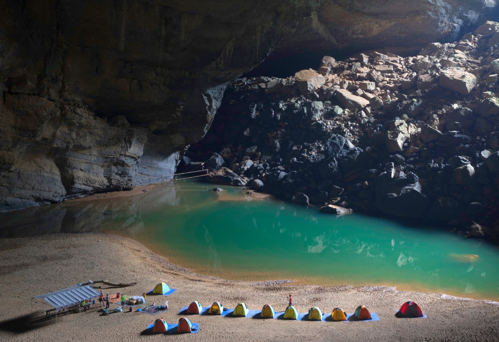 khu vực cắm trại