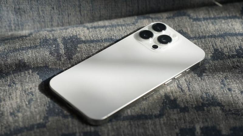 Đừng vội lên đời iPhone mới khi chưa hiểu hết về sức mạnh hiệu năng thực sự của iPhone 16 Pro Max!- Ảnh 2.