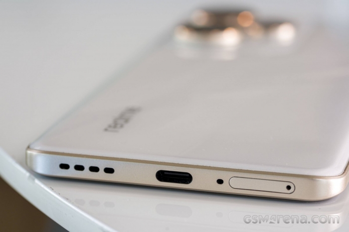 Đây là chiếc điện thoại dưới 15 triệu có camera xịn như Galaxy S25, pin trâu, AI xịn ‘ăn đứt’ iPhone realme 10