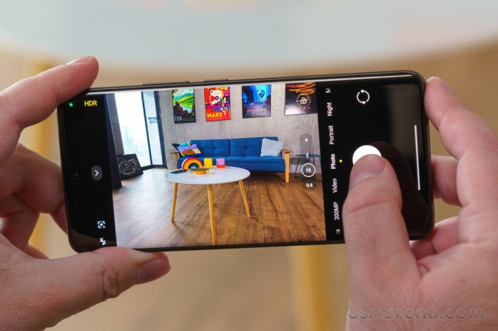 iPhone 15 Pro Max và iPhone 16 Plus hạ giá, 4 số điện thoại lừa đảo redmi 16