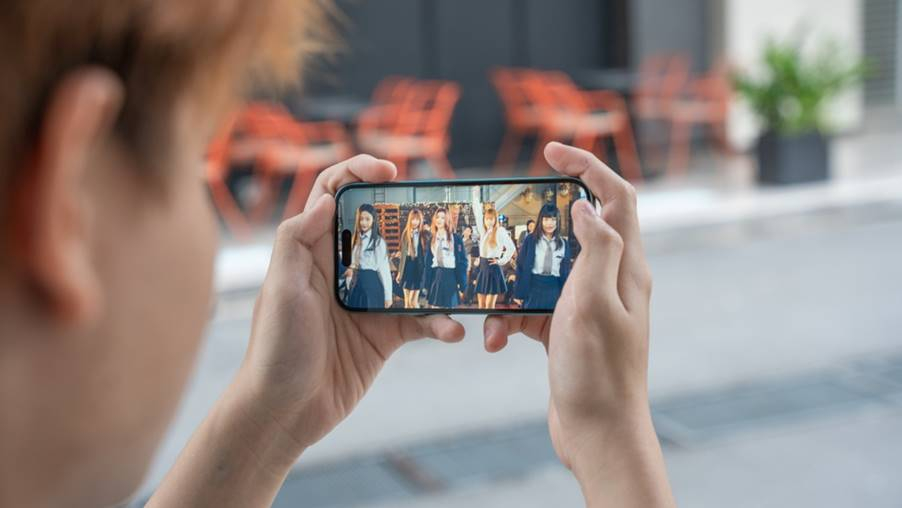 Hiệu năng của iPhone 17 vượt trội nhờ sử dụng chip A19 mới.