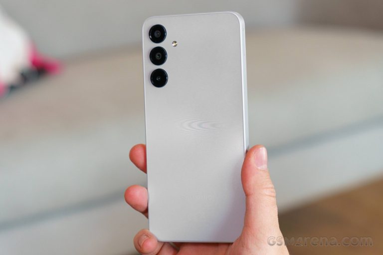 Đây là smartphone dễ lên ngôi vua doanh số Android với giá dưới 3 triệu màn 90Hz hơn cả iPhone 16