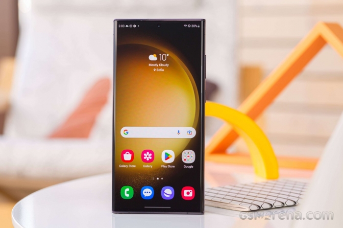 Galaxy A36 hấp dẫn, Redmi Note 14 5G giá rẻ, iPhone 16 Plus hạ giá