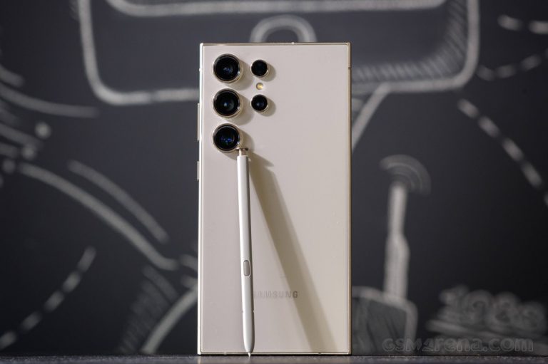 Đây là chiếc Galaxy S Ultra giá rẻ nhất Việt Nam hiện nay, giảm khủng 17 triệu đe nẹt iPhone 16 Pro