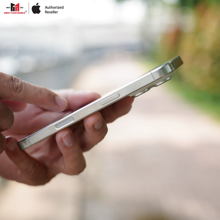 Không lên đời iPhone 17 Pro, nên chọn iPhone 16 Pro không? Không lên đời iPhone 17 Pro, nên chọn iPhone 16 Pro không?