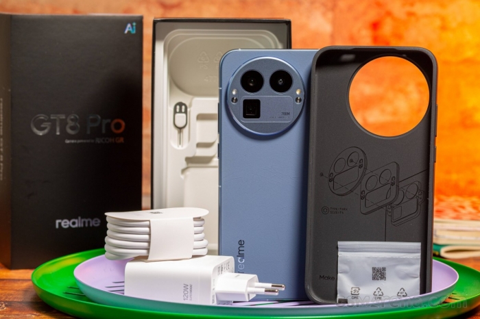 Galaxy A36 hấp dẫn, Redmi Note 14 5G giá rẻ, iPhone 16 Plus hạ giá realme 4