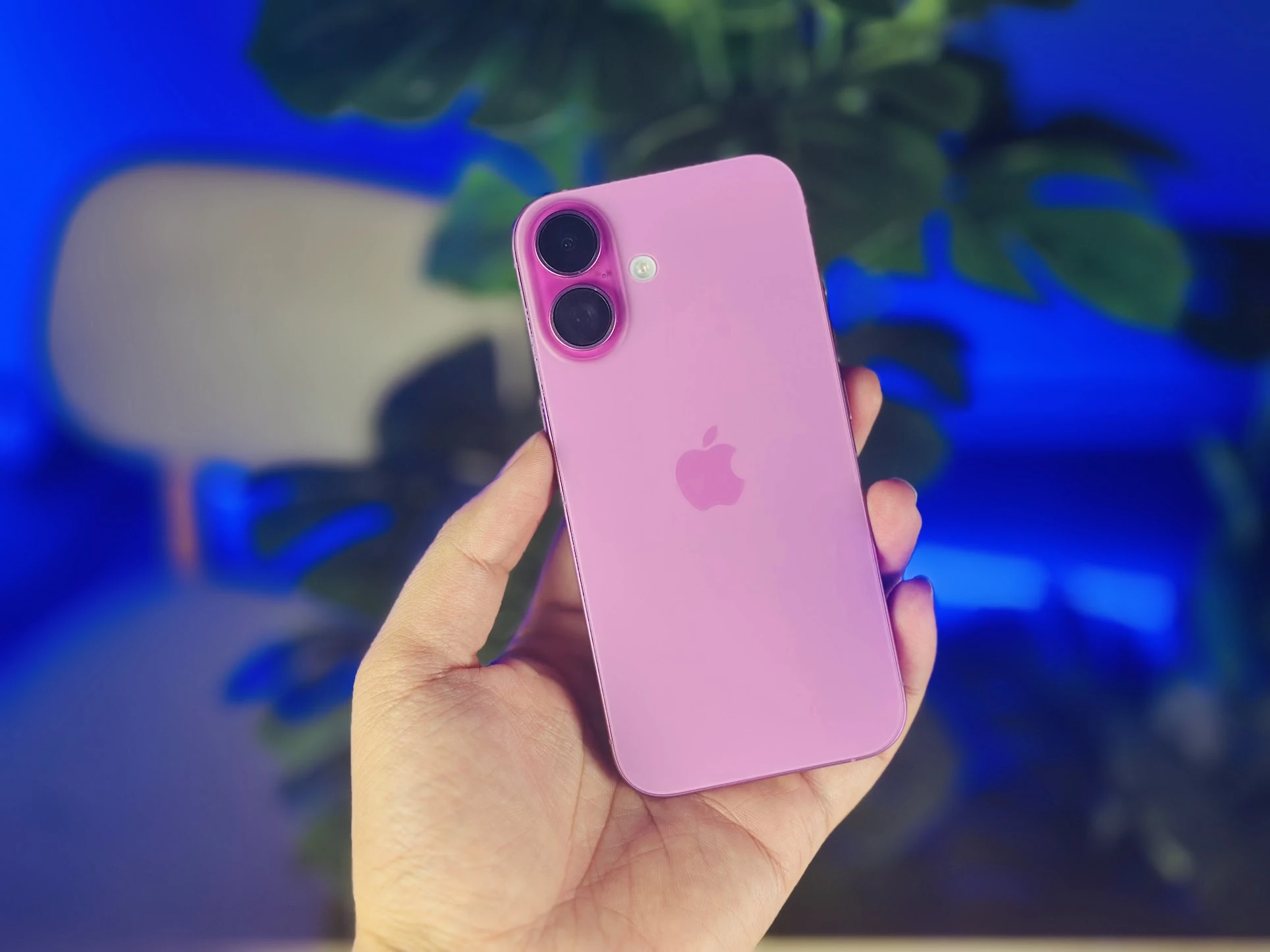 Top mẫu iPhone đáng mua dịp cuối năm: iPhone 16 tiếp tục dẫn đầu