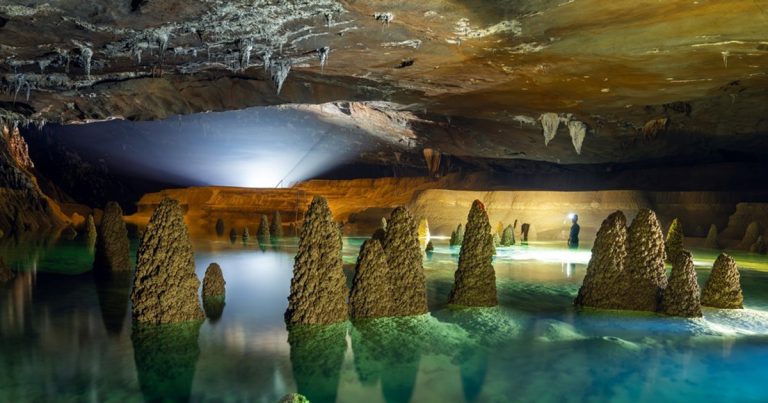 Tour du lịch ‘đắt nhất Việt Nam’ có tiền chưa chắc đã đi được