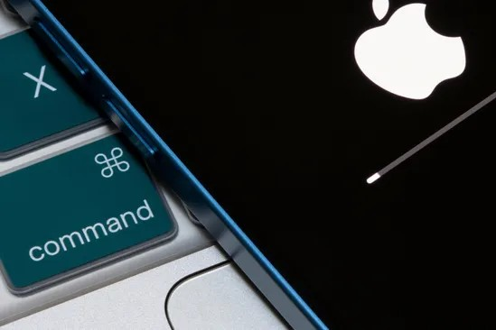 Apple vá hai lỗ hổng nguy hiểm, iPhone chưa lên iOS 26 cần chú ý