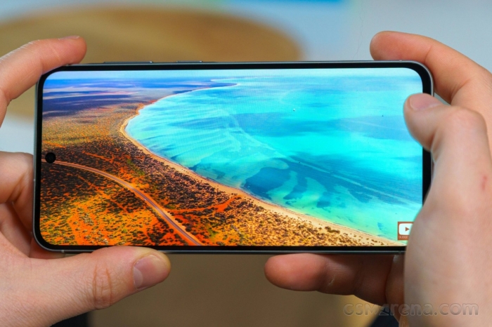iPhone 16 Plus giảm mạnh, 10 smartphone bán chạy nhất thế giới quý 3/2025 galaxy 7