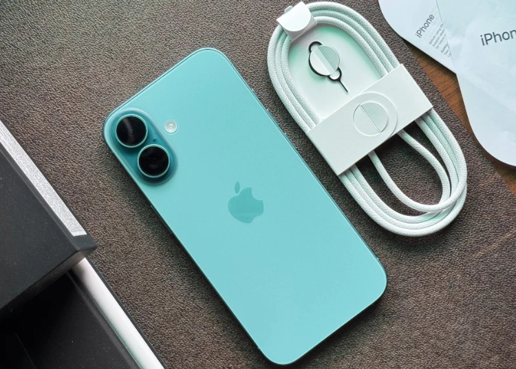 iphone 16 va apple thong tri doanh so toan cau quy 3 2025.webp