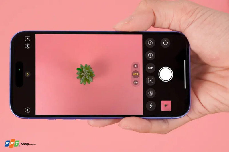 So sánh iPhone 16 và iPhone SE 2022 - hình 8