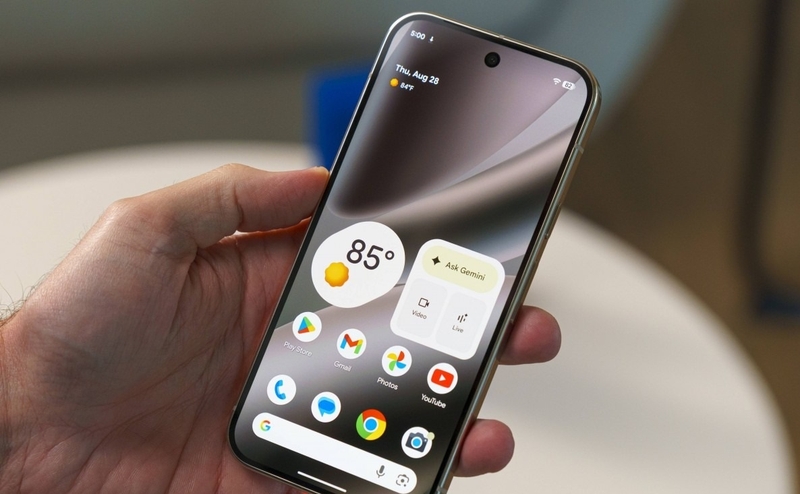 Thiết kế, hiệu năng và camera So sánh Pixel 10 Pro và iPhone 16 Pro 3