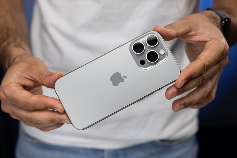 iPhone 16 Pro tiếp tục khẳng định vị thế ông vua flagship nhỏ gọn