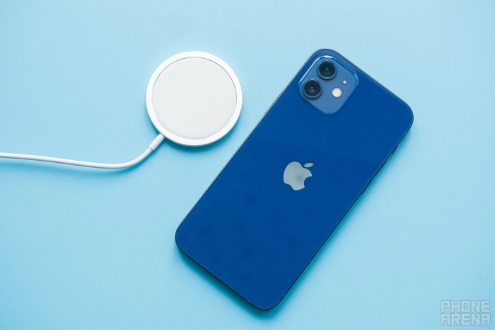 Apple iPhone 12 Review 022