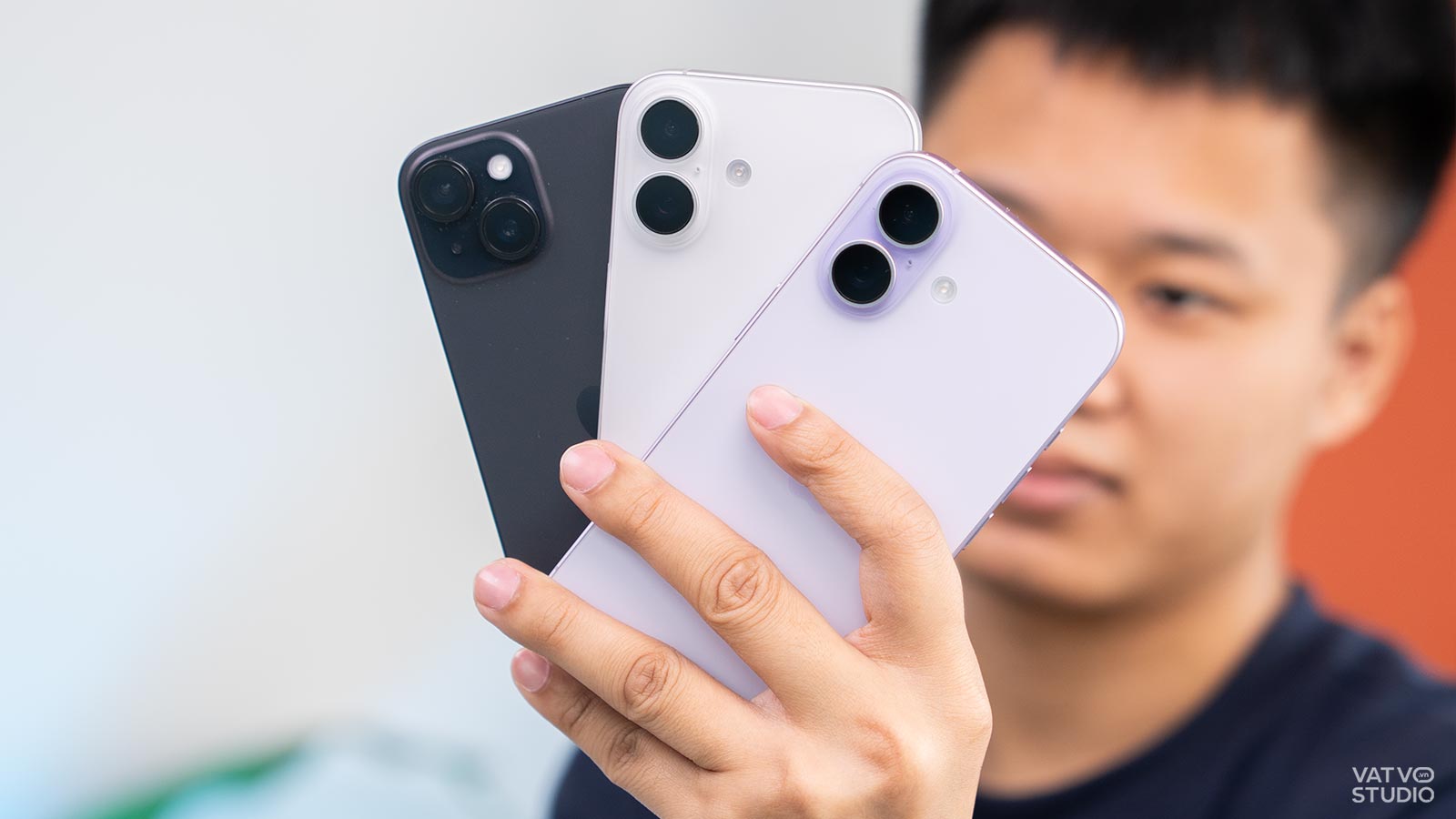 Nen chon iPhone 15 iPhone 16 iPhone 17 Cover