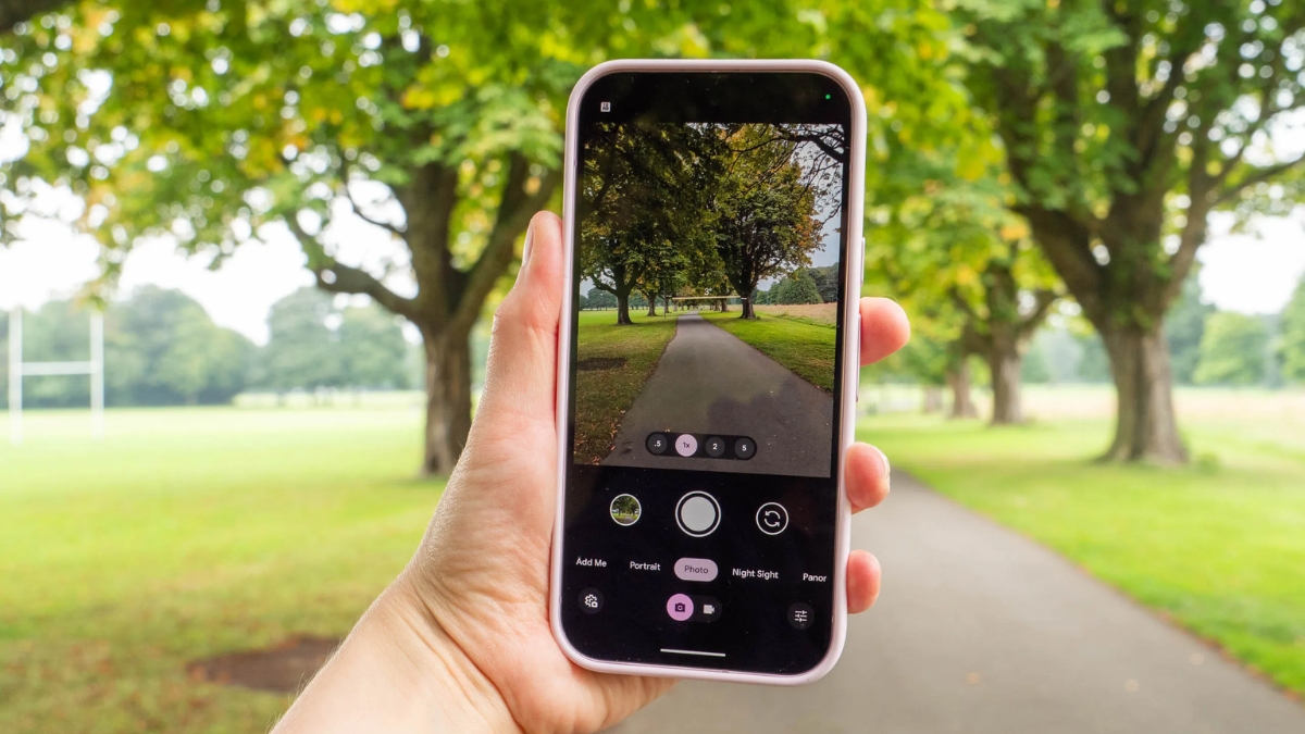 Ảnh chụp từ Pixel luôn giữ được chi tiết ở cả vùng tối và vùng sáng