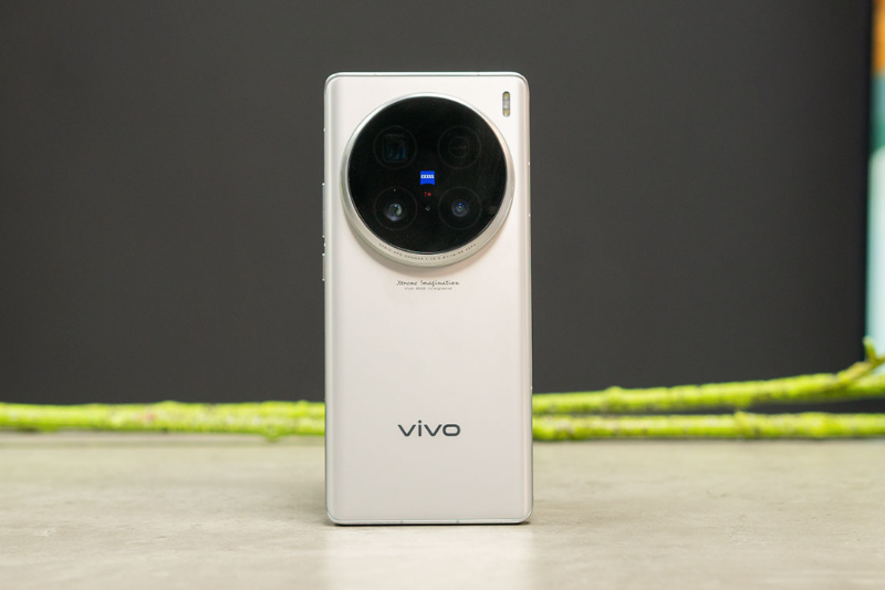 So sánh iPhone 16 Pro Max và Vivo X100 Ultra - hình 2