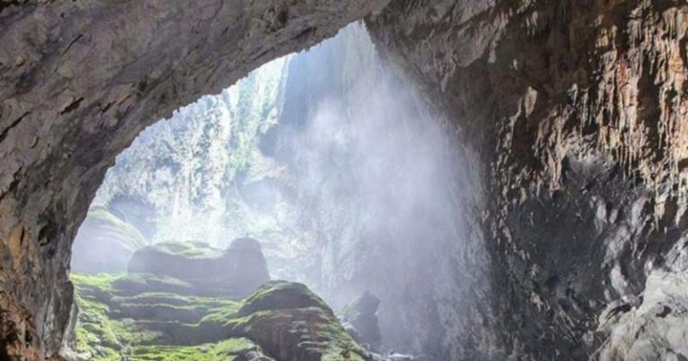 Tour du lịch mạo hiểm ‘khó mua nhất’ Việt Nam đã kín chỗ đến năm 2027