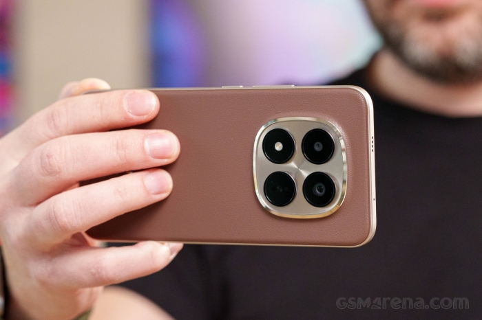 1771248499 78 redmi 18