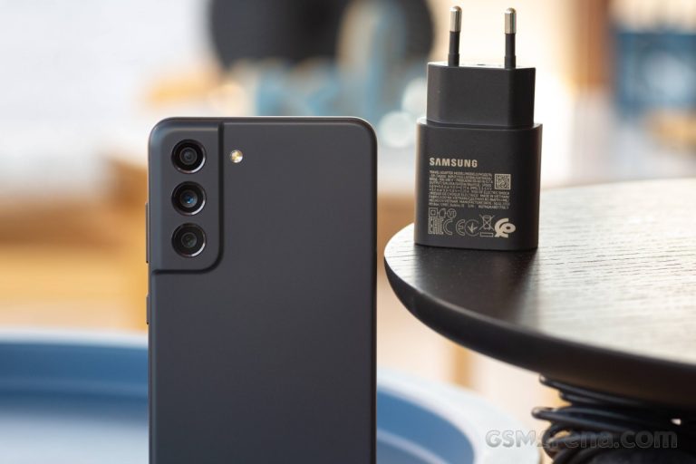 Đây là chiếc Galaxy S rẻ nhất Việt Nam giá trị sử dụng ngang tầm iPhone 17, vượt trội iPhone 16