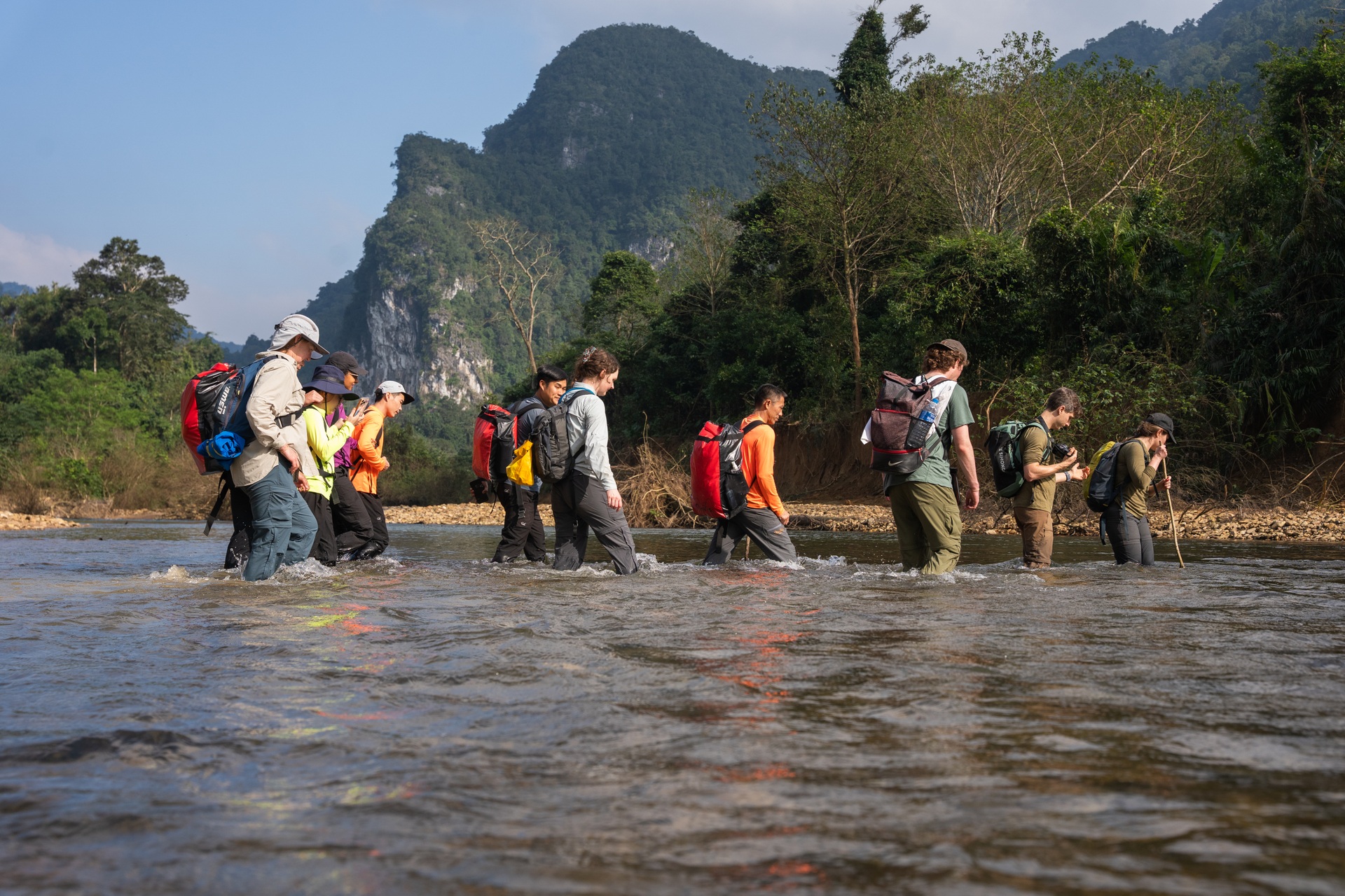 Khám phá một trong những hang động lớn nhất thế giới ở Quảng Trị - 5 Khám phá một trong những hang động lớn nhất thế giới ở Quảng Trị - 5