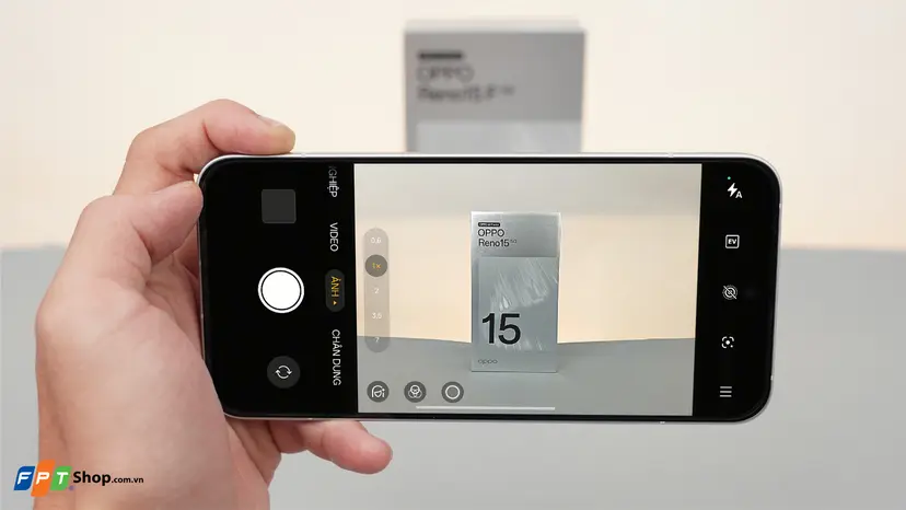 So sánh OPPO Reno15 và iPhone 16 Plus - hình 7